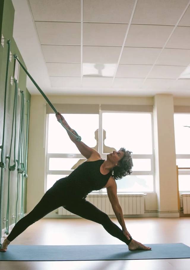 Yoga Albahaca · yoga con Gloria